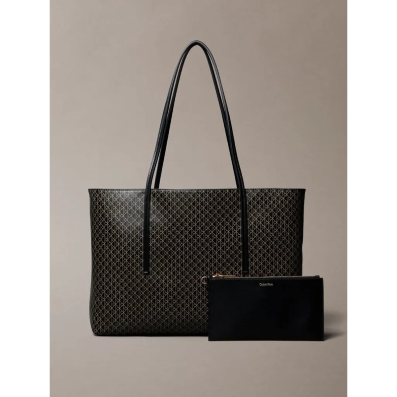 CALVIN KLEIN EMBLEM AOP TOTE W/POUCH LV04F3266G-2XA