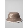 CALVIN KLEIN SHERPA W/FELT REVERSIBLE BUCKET LV04F5095G-BAM