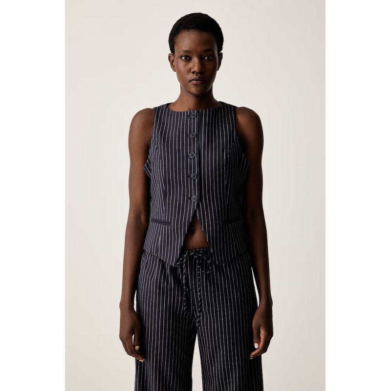 GUESS GJ FITTED PINSTRIPE VEST DARK BLUE  W6YH01W2578-SB0T
