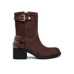 GUESS MATWELL FLTMWESUE10- BROWN