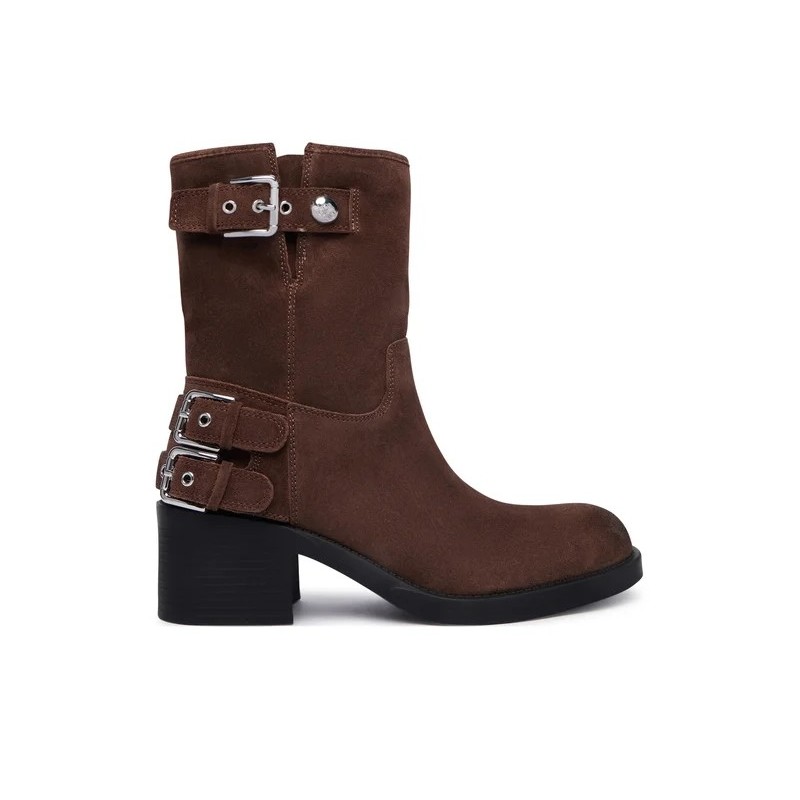 GUESS MATWELL FLTMWESUE10- BROWN